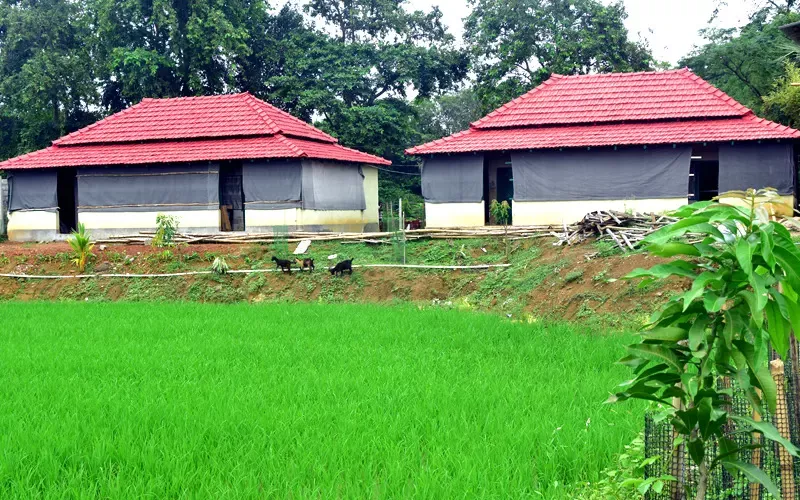 Village Cottage Resort Rooms