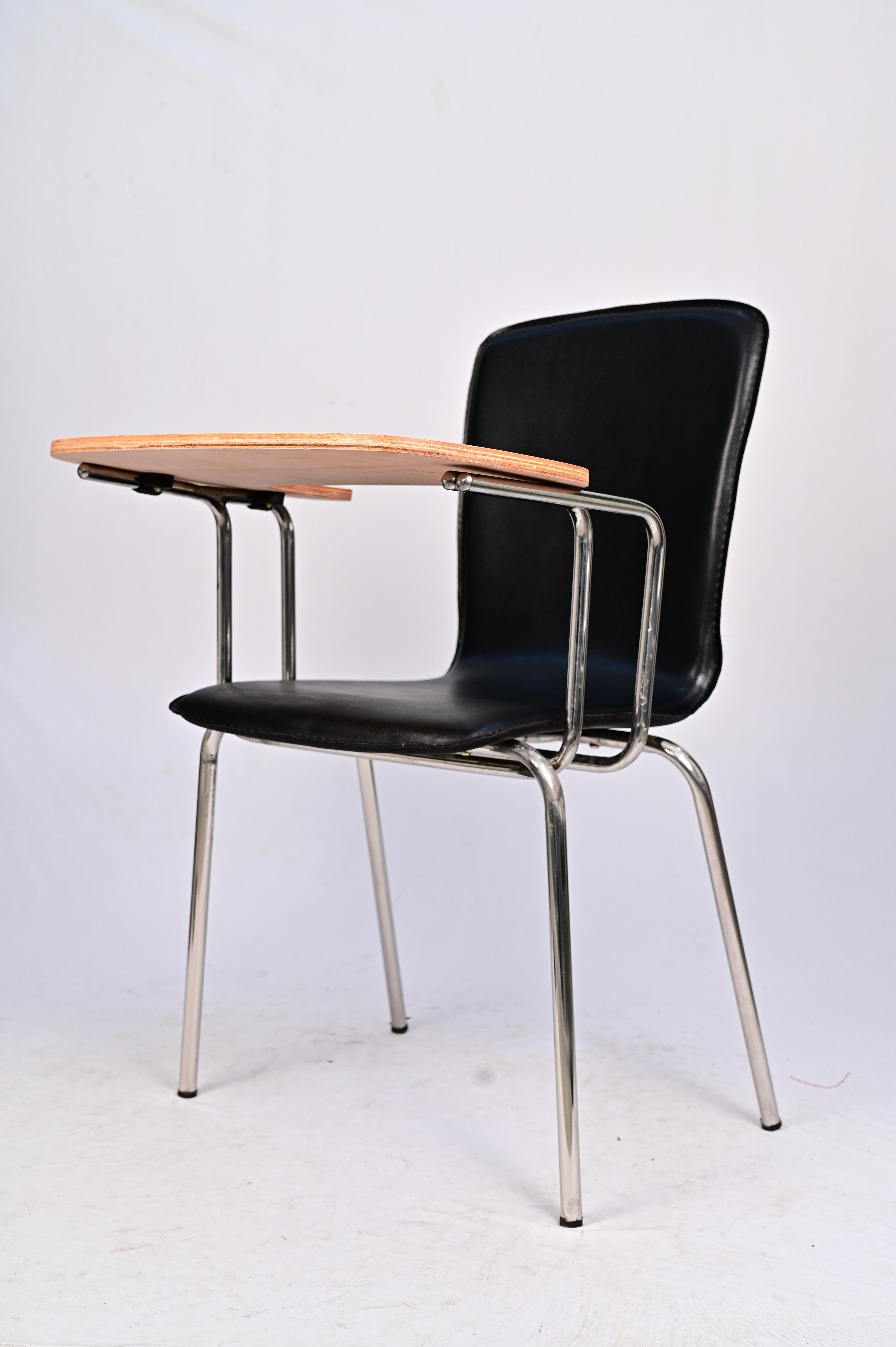 Class Room Chair