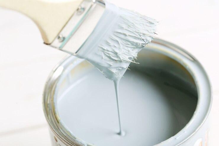 White Synthetic Enamel Paint