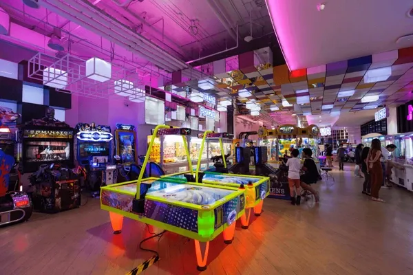 Arcade Game Zone In Surat - Future Zone