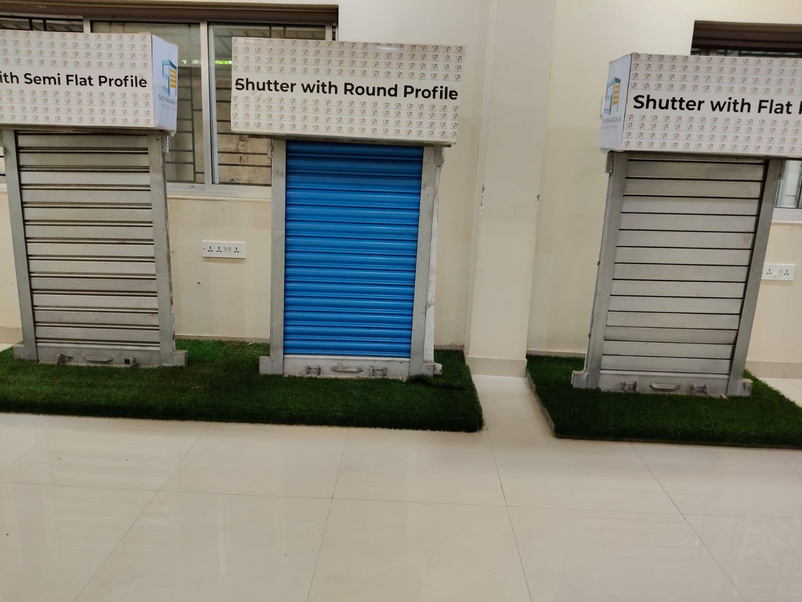 Shutter with Round Profile