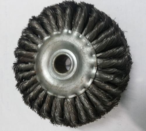 Twisted Circular Brush